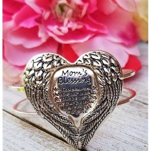 Bangle Bracelet. Mom's Blessing. Mother's Day. Silver Heart. NWT
